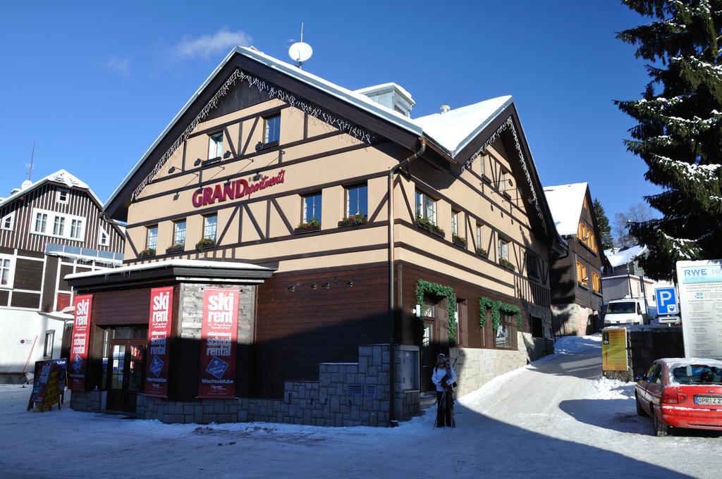Grand Apartments Špindlerŭv Mlýn Eksteriør bilde